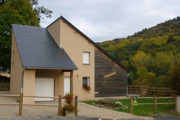 Maison de campagne pour 7 personnes, avec jardin et terrasse à Saint-Chély-d'Aubrac
