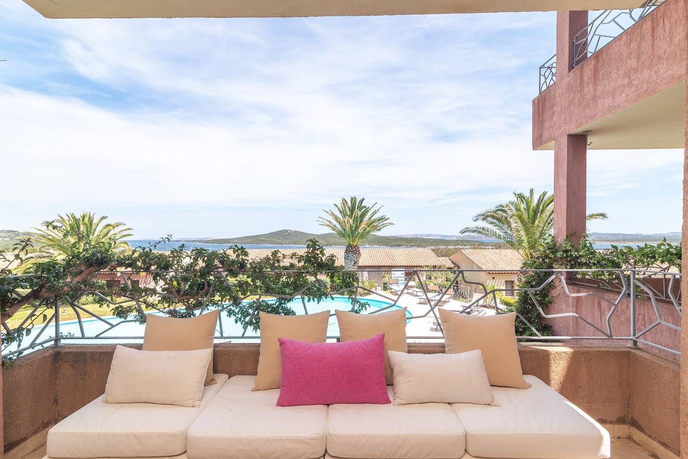 Appartement entier, Appartement 'Il Fiordo 17' avec vue sur la mer, piscine partagée et climatisation in Santa Teresa Gallura, Gallura