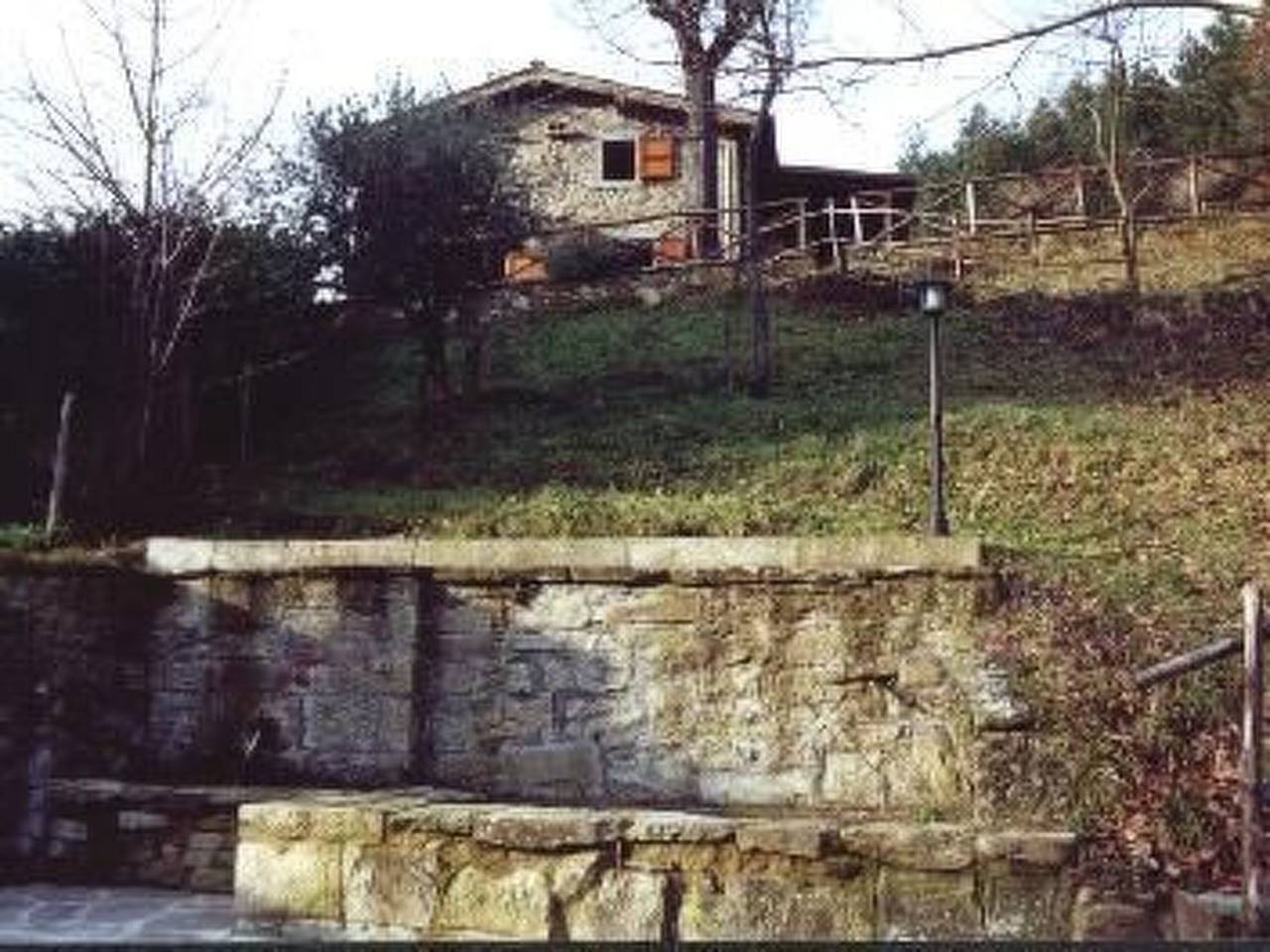 Appartamento intero, Appartement mit Grill, gemeinsamem Pool und Garten in Bibbiena, Casentino