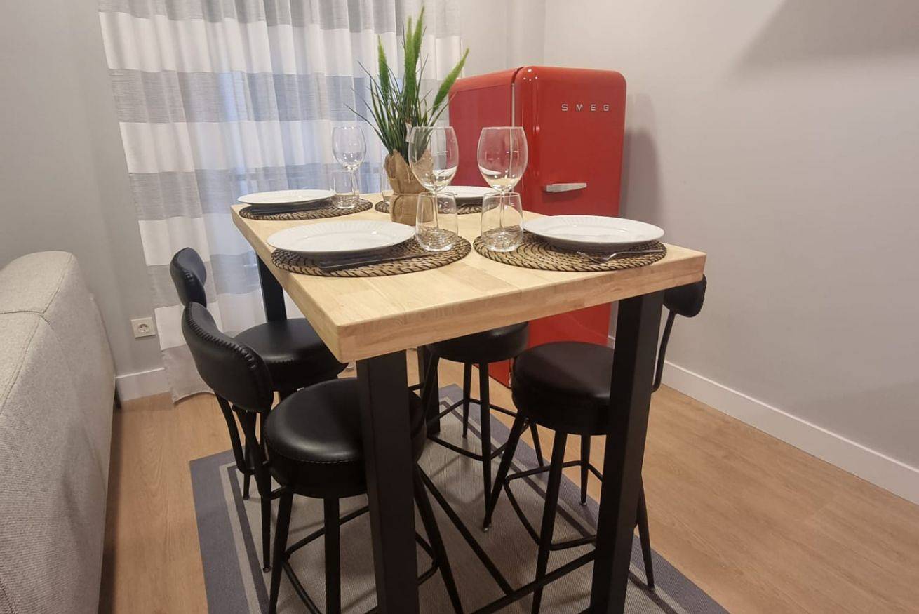 Entire apartment, Your Refuge in the Historic Center of Castro in Castro-Urdiales, Cantabrian Coast