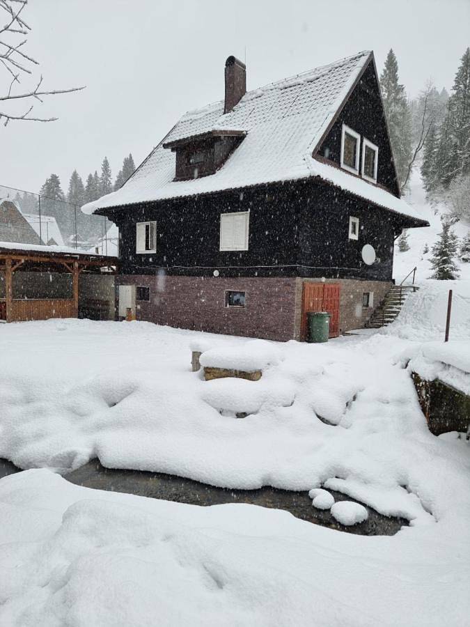 Chalet für 12 Personen, mit Garten und Sauna sowie Whirlpool und Kinderpool, mit Haustier in der Slowakei