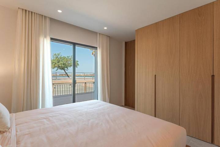 Ferienhaus für 6 Personen, mit Terrasse und Pool sowie Seeblick und Ausblick in El Molinar - 4