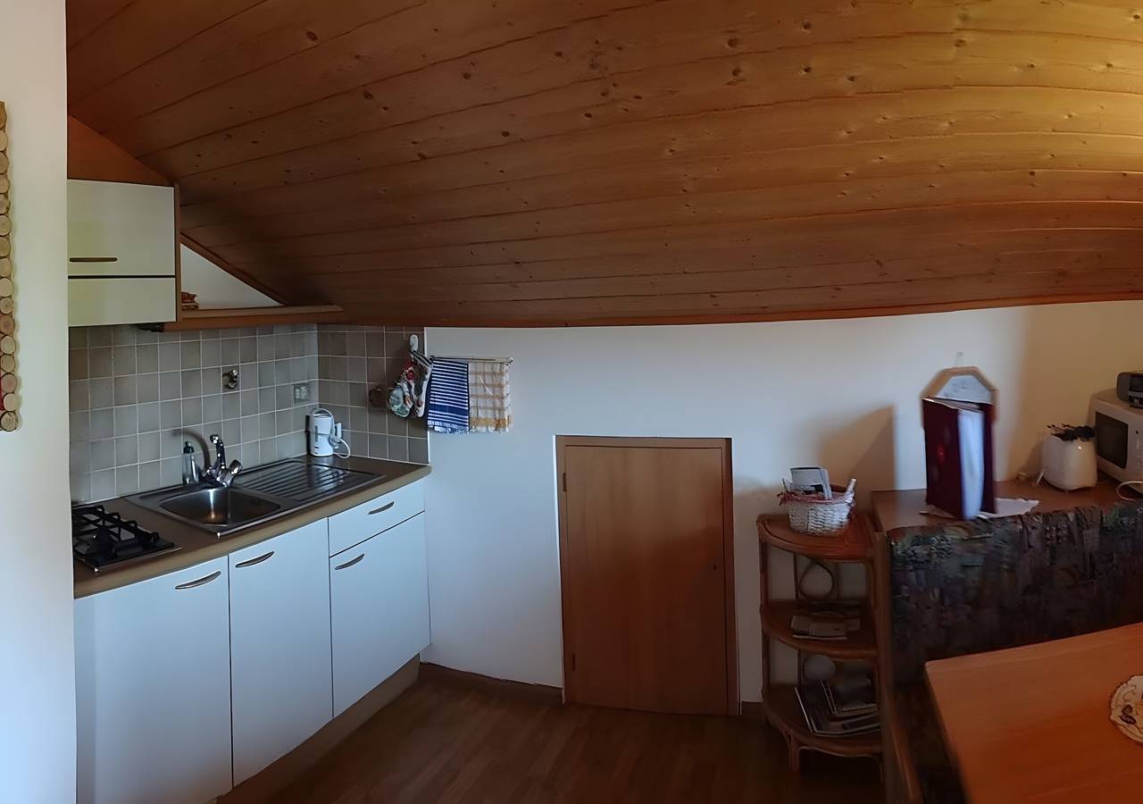 Ganze Wohnung, Apartment Lechnerhof Alpenrose mit Bergblick, Gemeinschaftsterrasse und Wlan in Schenna, Passeiertal