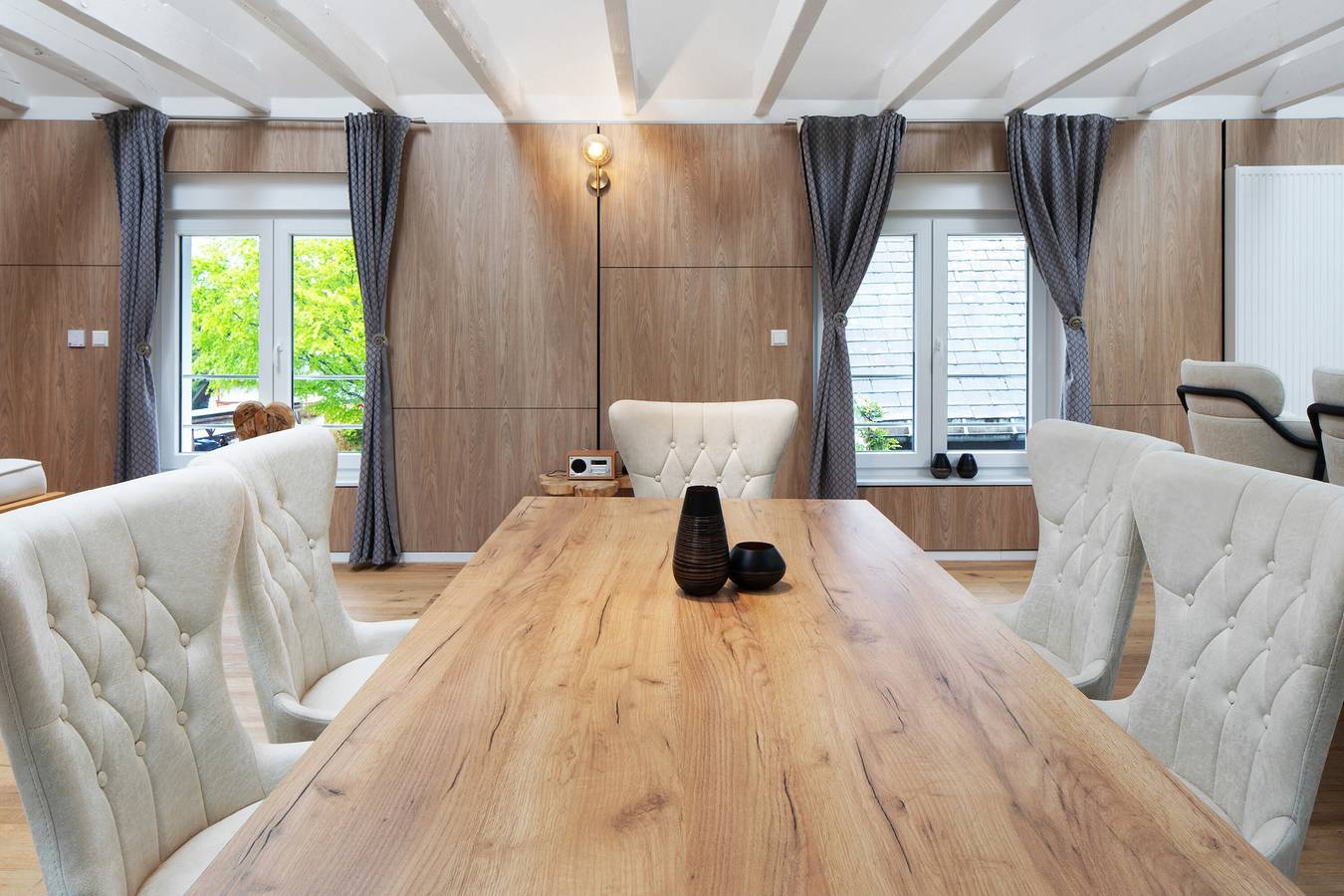 Ganze Wohnung, Ferienwohnung 'Eljesa's Lichtblick' mit Bergblick, Gemeinschaftsgarten und Wlan in Hofsgrund, Oberried