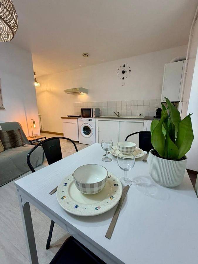 Gîte pour 2 personnes, avec terrasse à Bourg-lès-Valence - 2