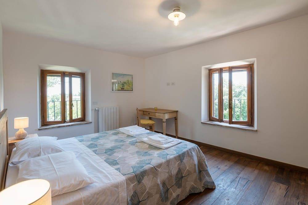 Entire apartment, 2 bedroom amazing apartment in Avigliano Umbro in Avigliano Umbro, Terni Province