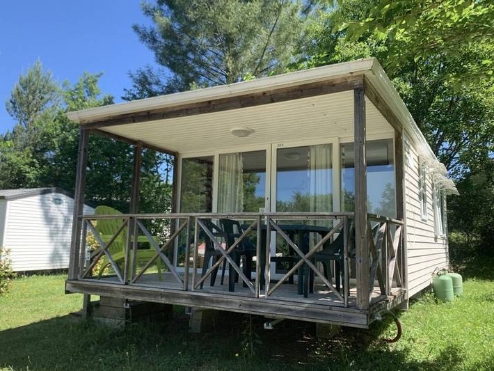 Mobil home pour 4 personnes, avec piscine, animaux acceptés à La Chapelle-Aubareil - 2