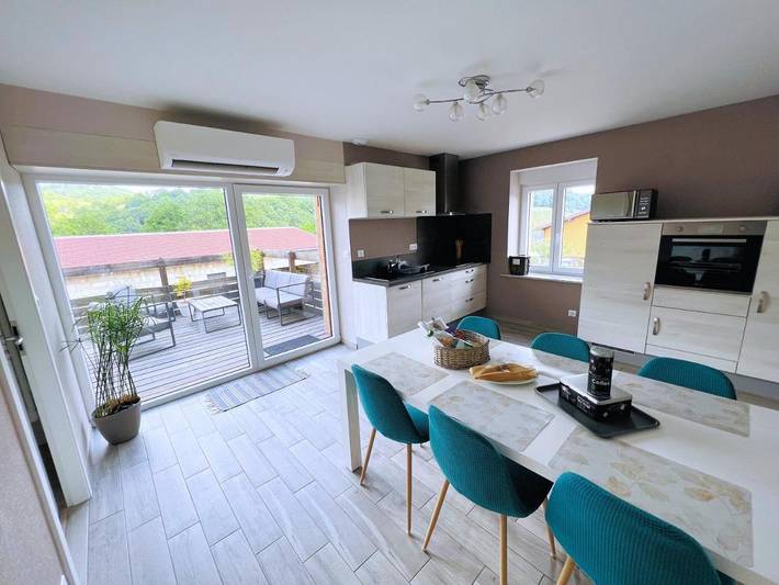 Location de vacances pour 6 personnes, avec vue et jardin, adapté aux familles à Breitenbach