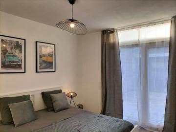 Gîte pour 6 personnes, avec terrasse dans Waziers