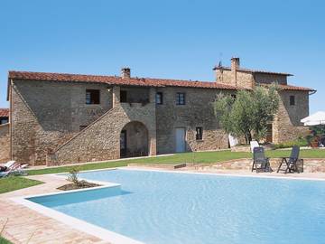 Gîte pour 6 personnes, avec vue et jardin, animaux acceptés à Poggibonsi