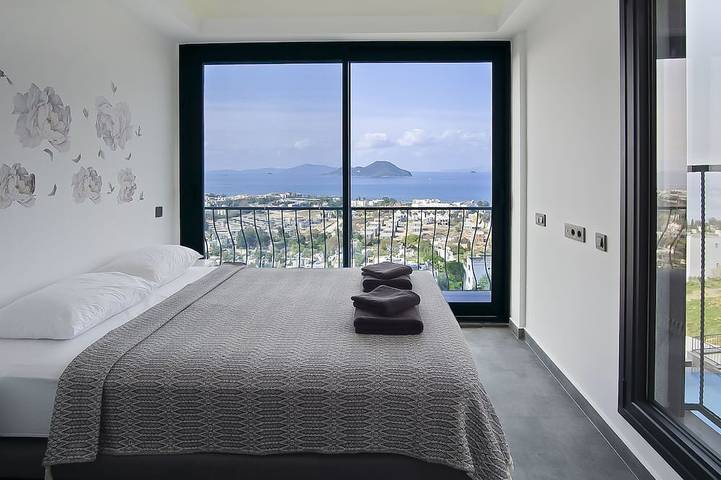 6 Room,private pool famous villa with the best view in Bodrum, Türkische Ägäis