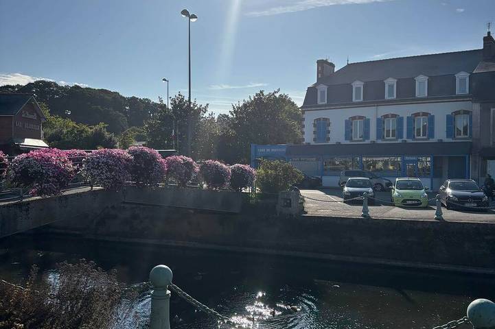 Ganze Wohnung, Tyyann 3: A 30-square-meter studio equipped with a kitchenette and a bathroom in Plancoët, Dinan und Umgebung