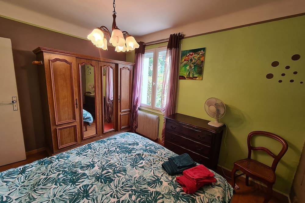 Paule's little house. Gîte*** Amilly. Breakfast / romantic options in Amilly, Región de Montargis