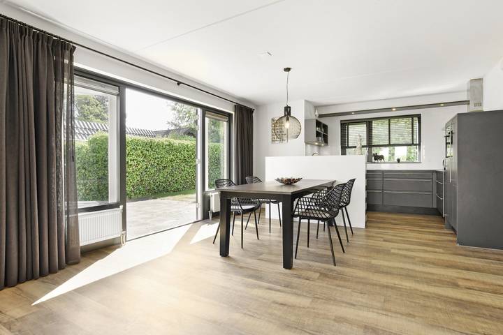 Strandhaus für 4 Personen, mit Terrasse und Balkon/Terrasse auf Texel - 4