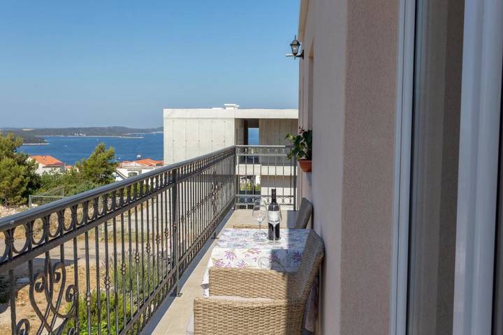 Maison d’hôte pour 2 personnes, avec terrasse dans Hvar - 3
