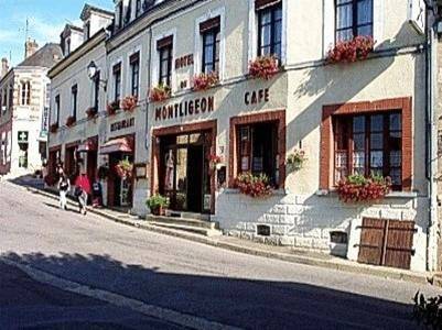 Hôtel pour 2 personnes, avec terrasse à La Chapelle-Montligeon - 2