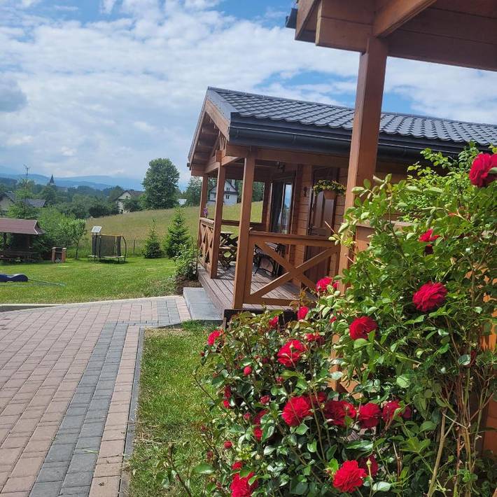 Domek letniskowy dla 4 osób, z widok i sauna oraz ogród w Beskidy
