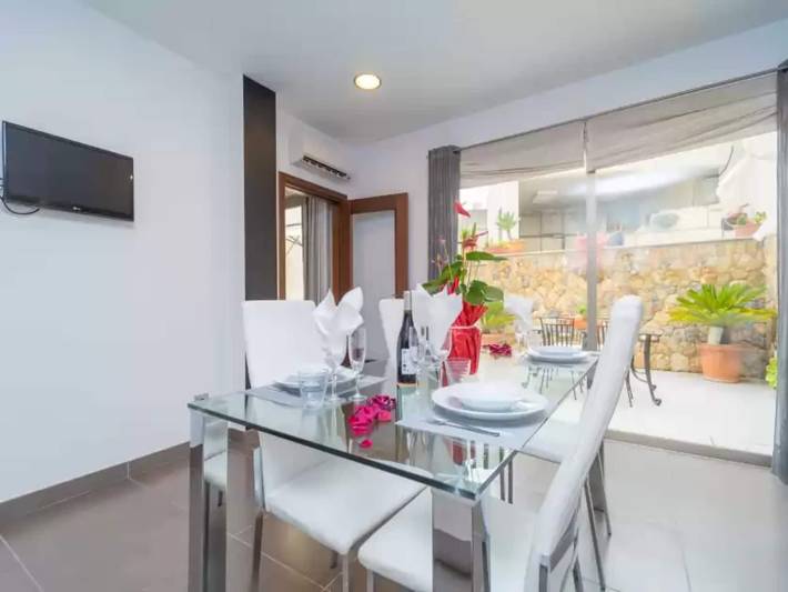 Entire holiday apartment, Casa Holganza - House In Maria De La Salut in Maria de la Salut, Majorca Center