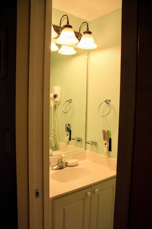 Vacation rental for 6 people, with pool and yard as well as hot tub in Santa Rosa Beach
