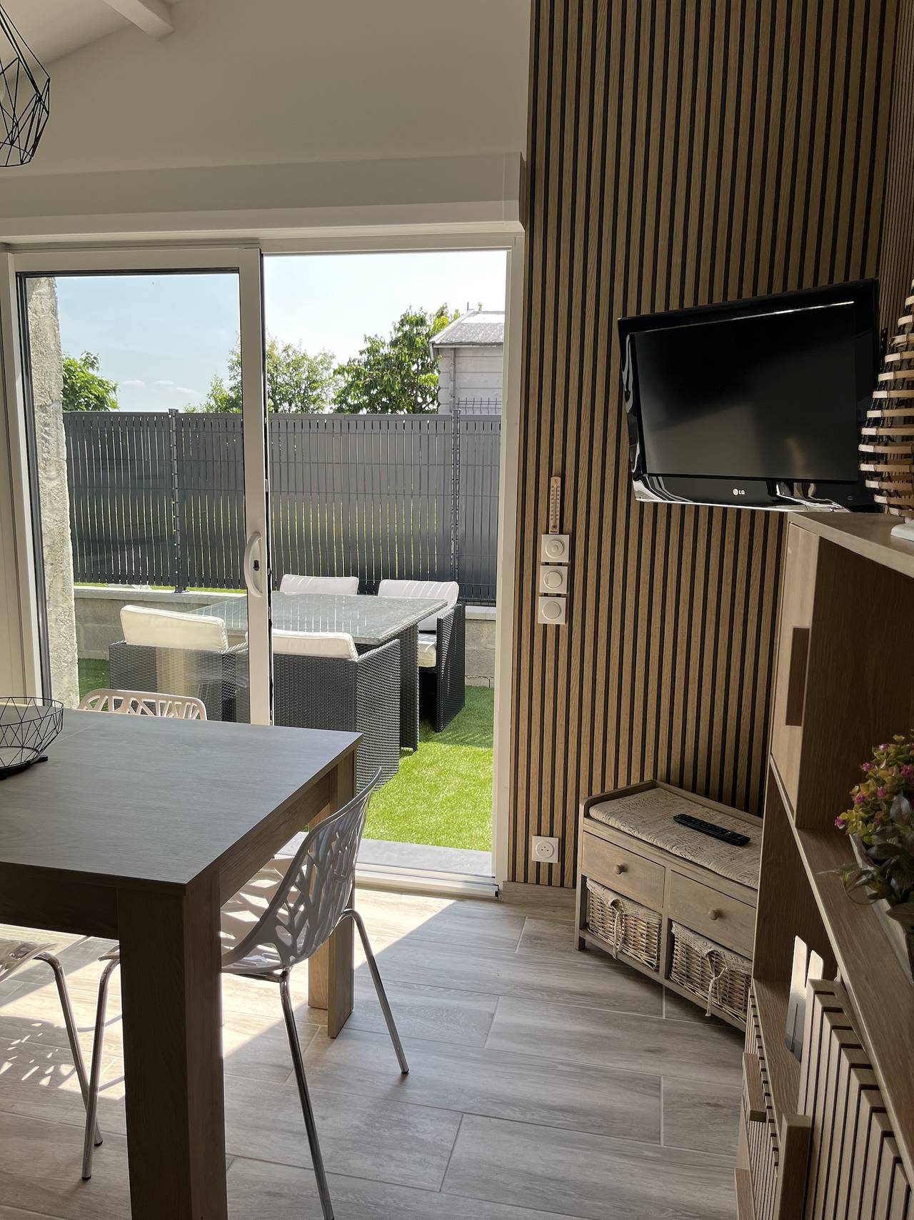 Charmante petite maison rénovée et climatisée in Chauray, Région de Niort