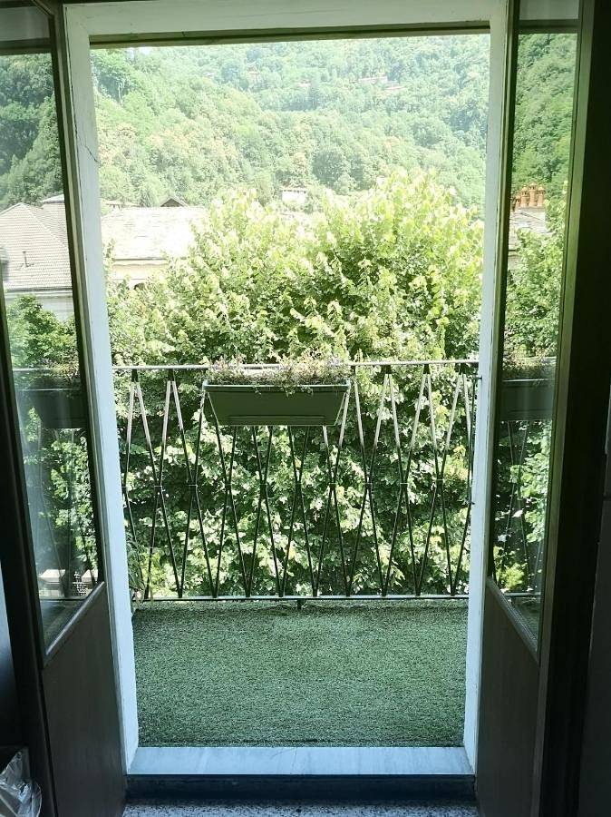 Gîte pour 5 personnes, avec vue et balcon à Varallo - 2