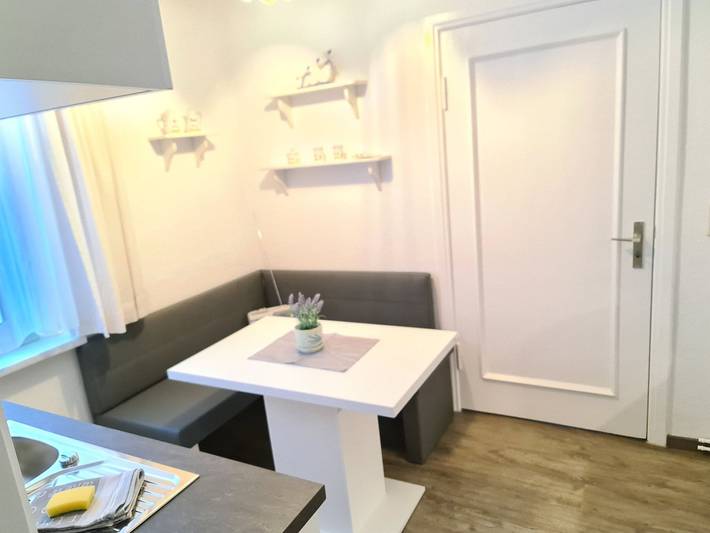 Ferienwohnung für 5 Personen, mit Terrasse und Garten sowie Seeblick in Bernsteinbäder - 4