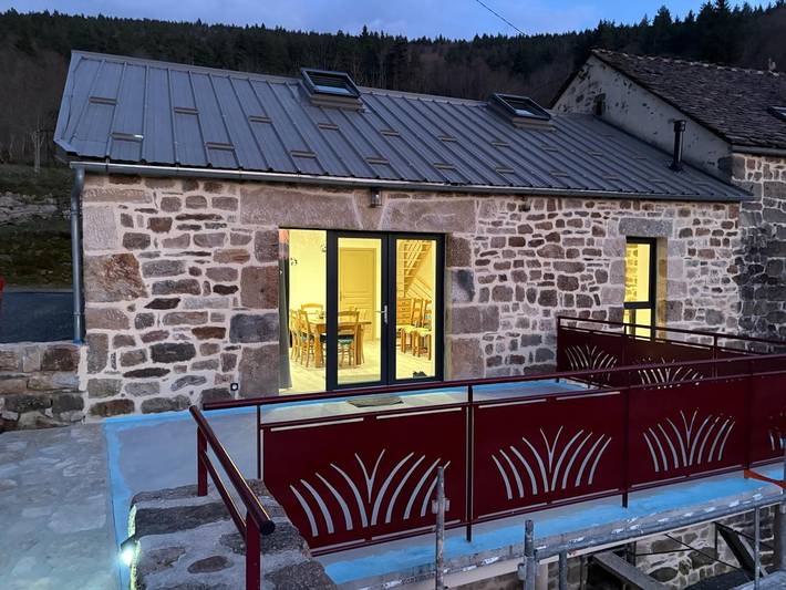 Gîte pour 6 personnes, avec terrasse - 1