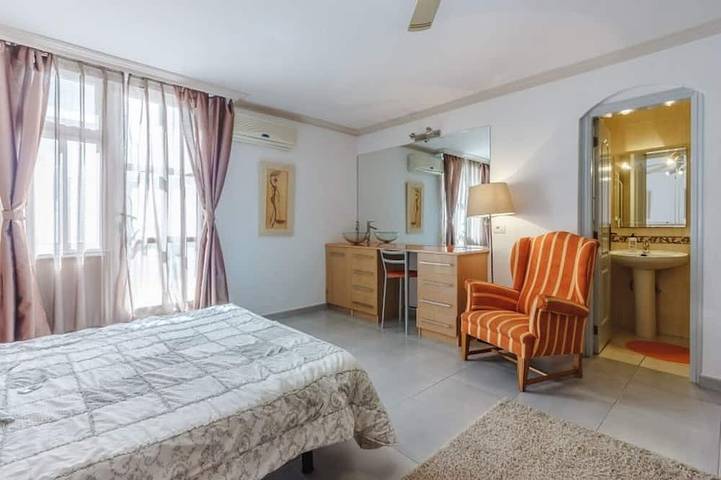 Villa für 9 Personen, mit Terrasse und Garten sowie Whirlpool in Adeje - 3