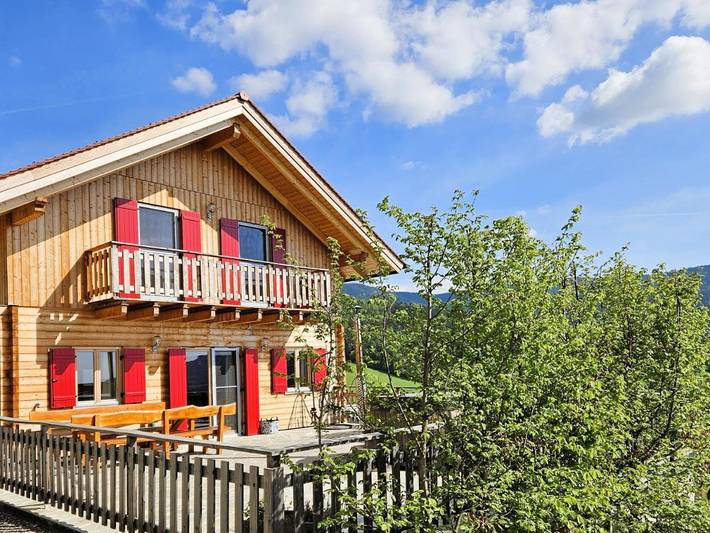 Chalet für 5 Personen, mit Pool und Garten sowie Whirlpool und Sauna, kinderfreundlich - 1
