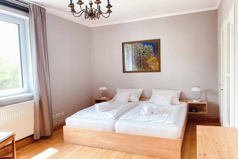 Ganze Wohnung, Ruhig, modern & Nähe Altstadt! in Meiningen, Werratal