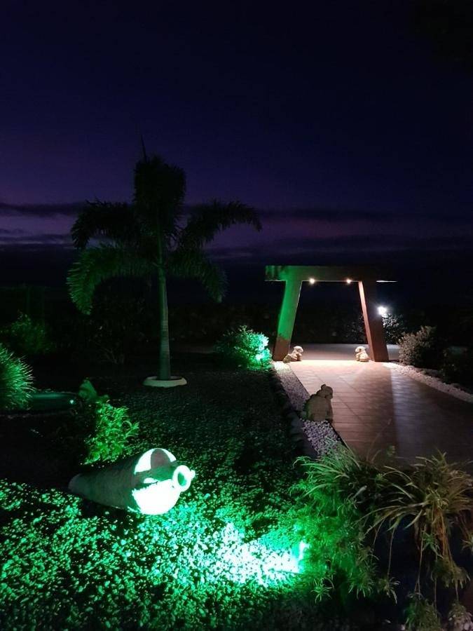 Chalet para 7 personas, con terraza y jardín además de piscina y vistas en El Hierro - 3