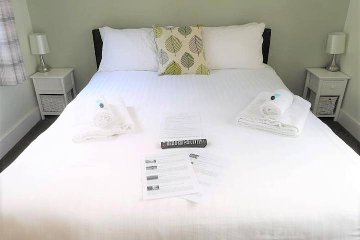 Chalet Cottages - Belle Cottage in Chiltern Hills