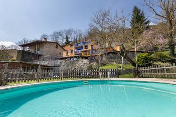 Casa Rural para 6 Personas en San Juan de las Abadesas, Pirineo Catalan, Foto 1