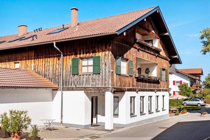 Ferienwohnung für 5 Personen, mit Garten am Forggensee