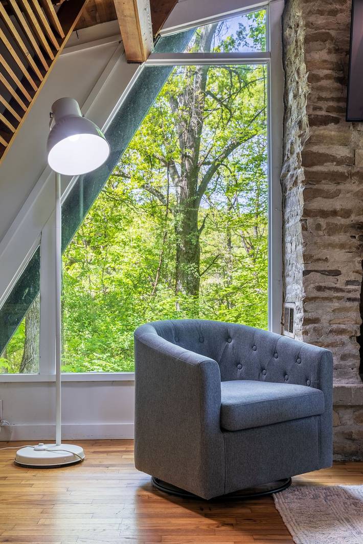 Vacation house for 6 people, with lake view and yard, kid friendly in Ohio