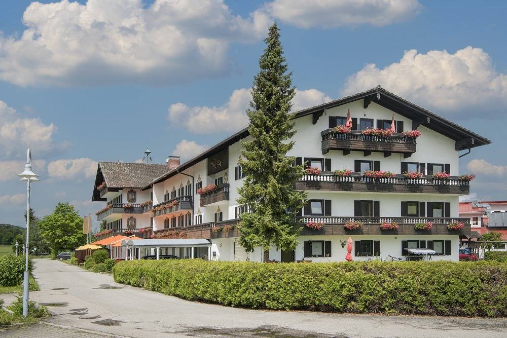 Hotel Farbinger Hof - Ezs - Einzelzimmer Standard ***s in Bernau am Chiemsee, Chiemsee