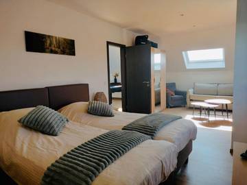 Chambre d’hôte pour 4 personnes, avec jardin ainsi que vue et terrasse à Jalhay