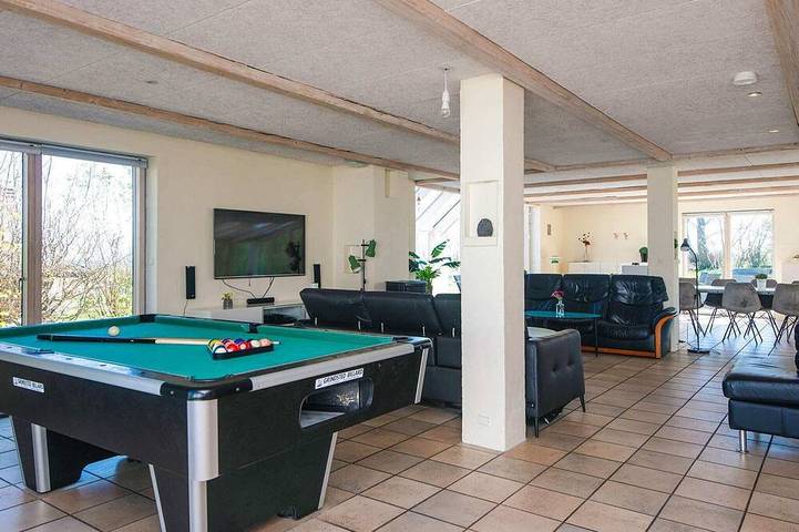 Ferienhaus für 24 Personen, mit Whirlpool und Balkon sowie Sauna in Årøsund - 2