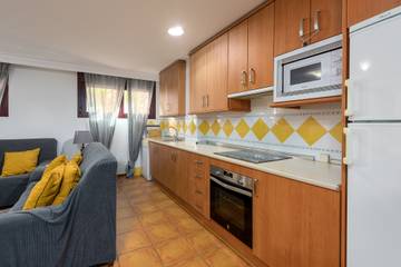 Vakantieappartement voor 6 Personen in El Paraiso Golf Estepona, Benahavís, Afbeelding 4