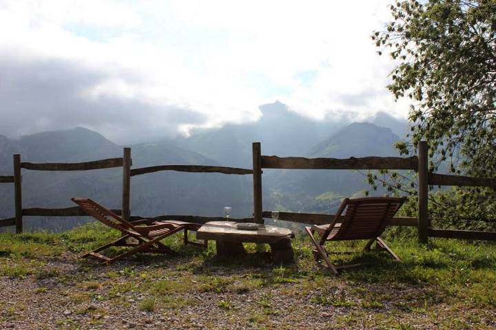 Casa rural para 5 personas, con vistas y jardín, Se admiten mascotas en Valle del Miera - 3