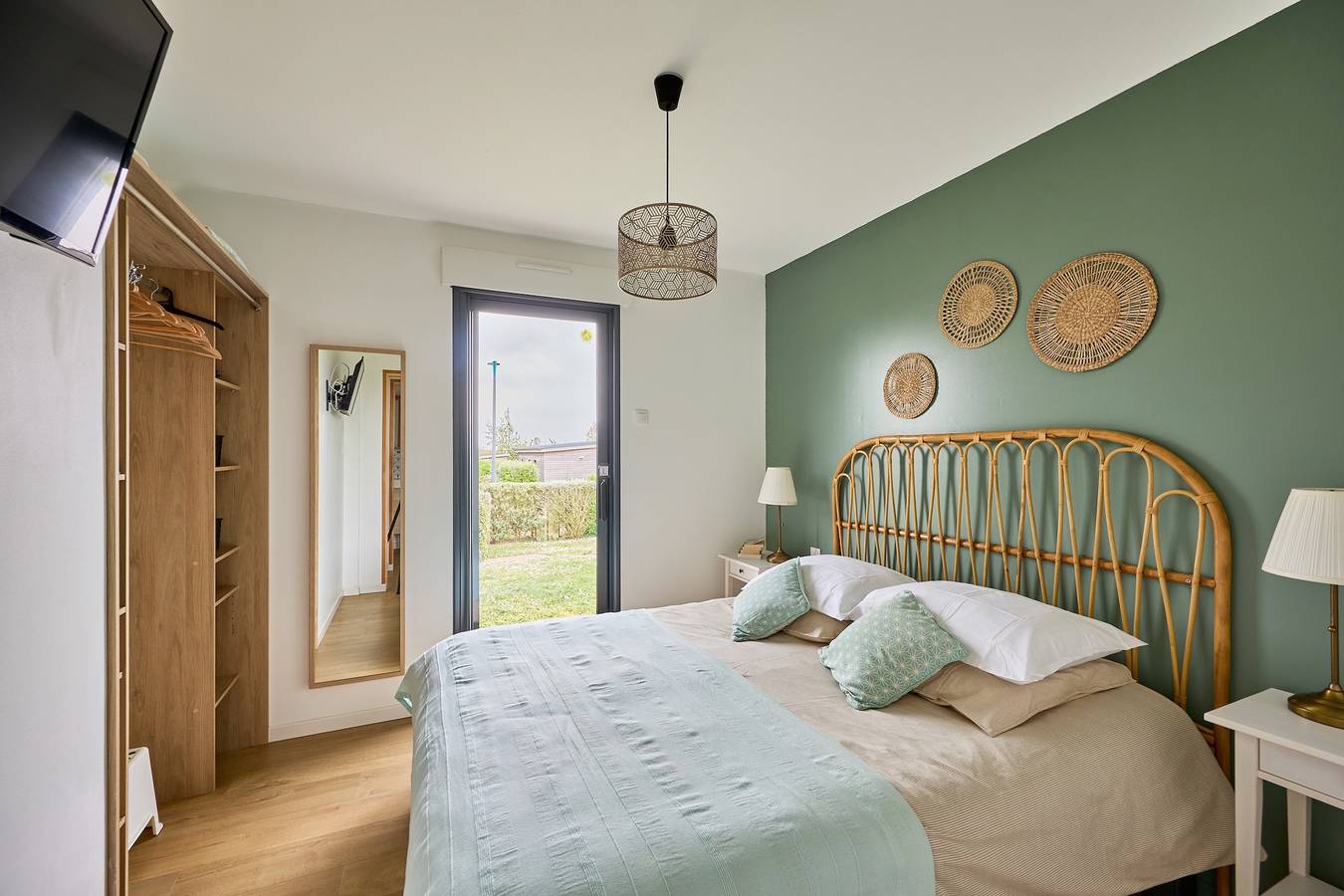 Ferienhaus für 6 Personen mit Terrasse in Les Moitiers-d'Allonne, Côte de la Déroute