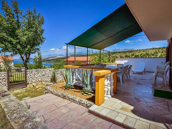 Ferienhaus für 10 Personen, mit Balkon und Terrasse sowie Garten in Maslenica - 4
