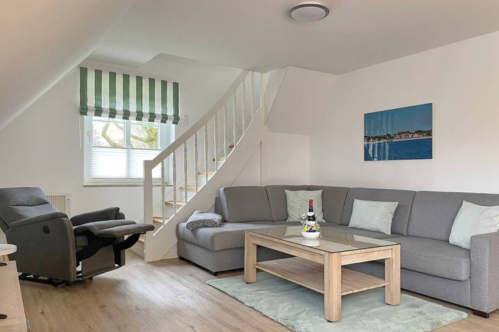 Ganze Ferienwohnung, Haus am Stadtwald Og - Whg. 5, Grünstreifen in Wyk auf Föhr (Stadt), Wyk auf Föhr