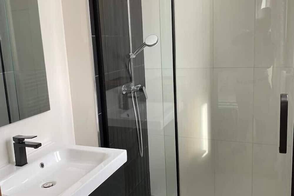 Villa climatisée  3 chambres au calme  et dans un écrin de verdure in Aytré, La Rochelle region