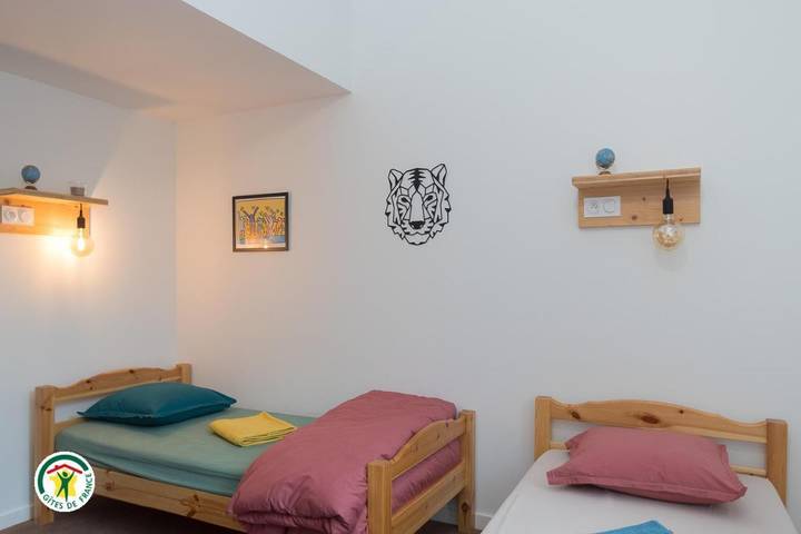 Hôtel pour 6 personnes, avec jardin à Engins - 2