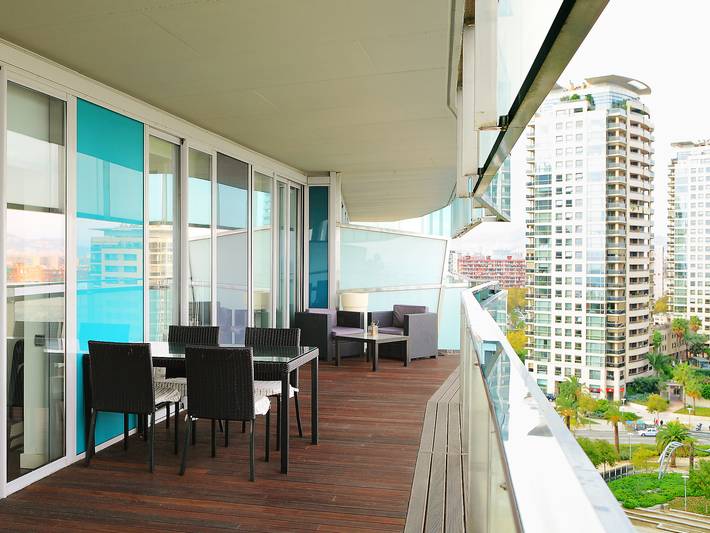 Ferienwohnung für 4 Personen, mit Terrasse und Garten in Barcelona - 3