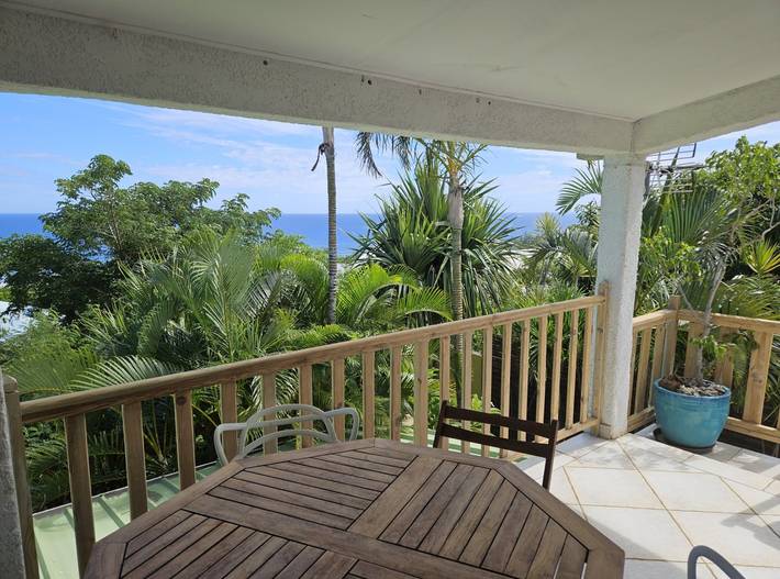 Studio pour 2 personnes, avec jardin ainsi que piscine et terrasse