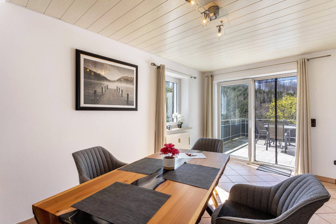Appartement 'Raus Aufs Land' met Balkon en Wifi, foto 9