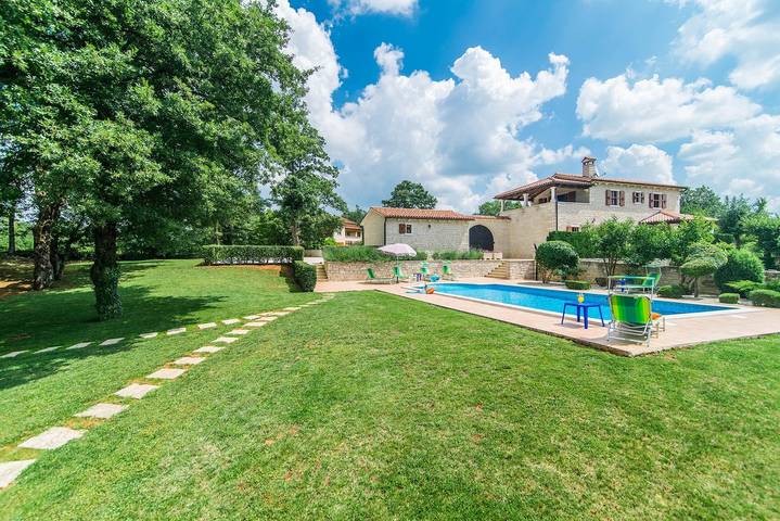 Villa voor 8 personen, with balkon and zwembad as well as tuin - 1
