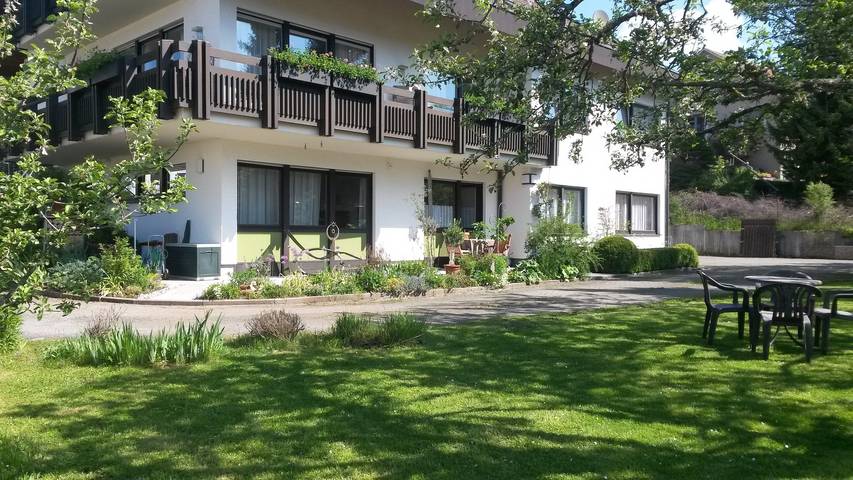 Ganze Wohnung, Apartment 'Gänsbach' mit privater Terrasse, Gemeinschaftsgarten und WLAN in Albstadt, Neckar-Alb